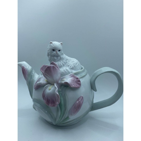 Porcelain Persian Cat Lily Flower Teapot - Picture 3 of 7